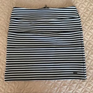 VS PINK black and white striped skirt